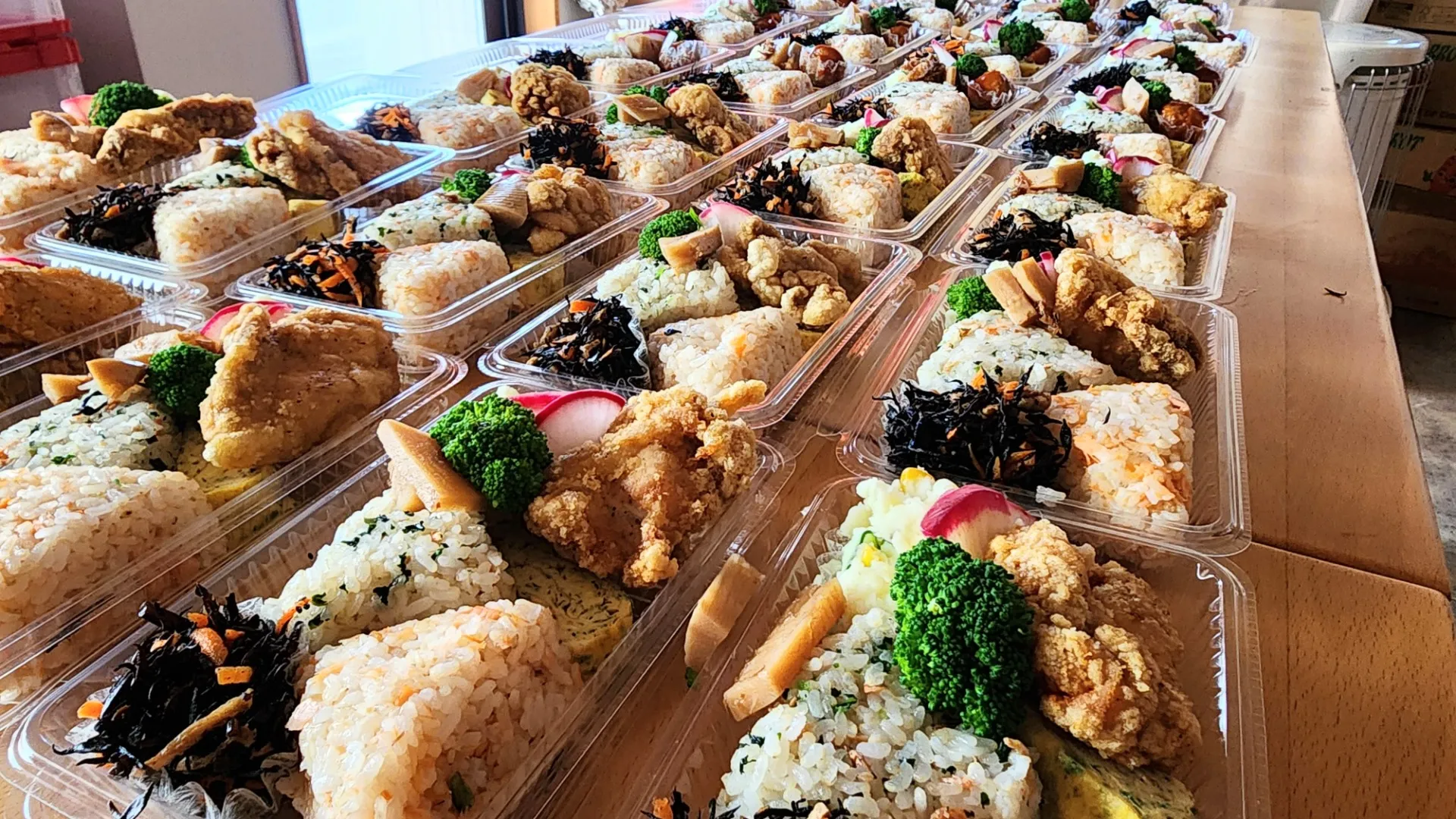 イベント（おにぎり弁当）